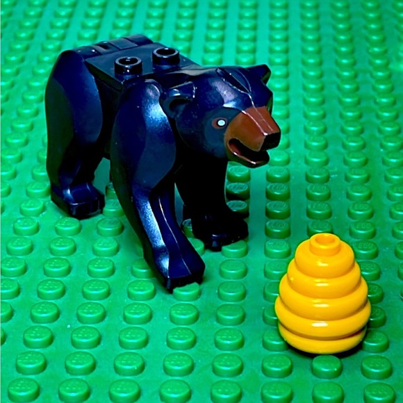 🍯The Honeycomb Bear - Picture 4 of 5